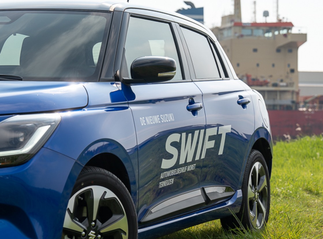 Suzuki Swift-5.jpg