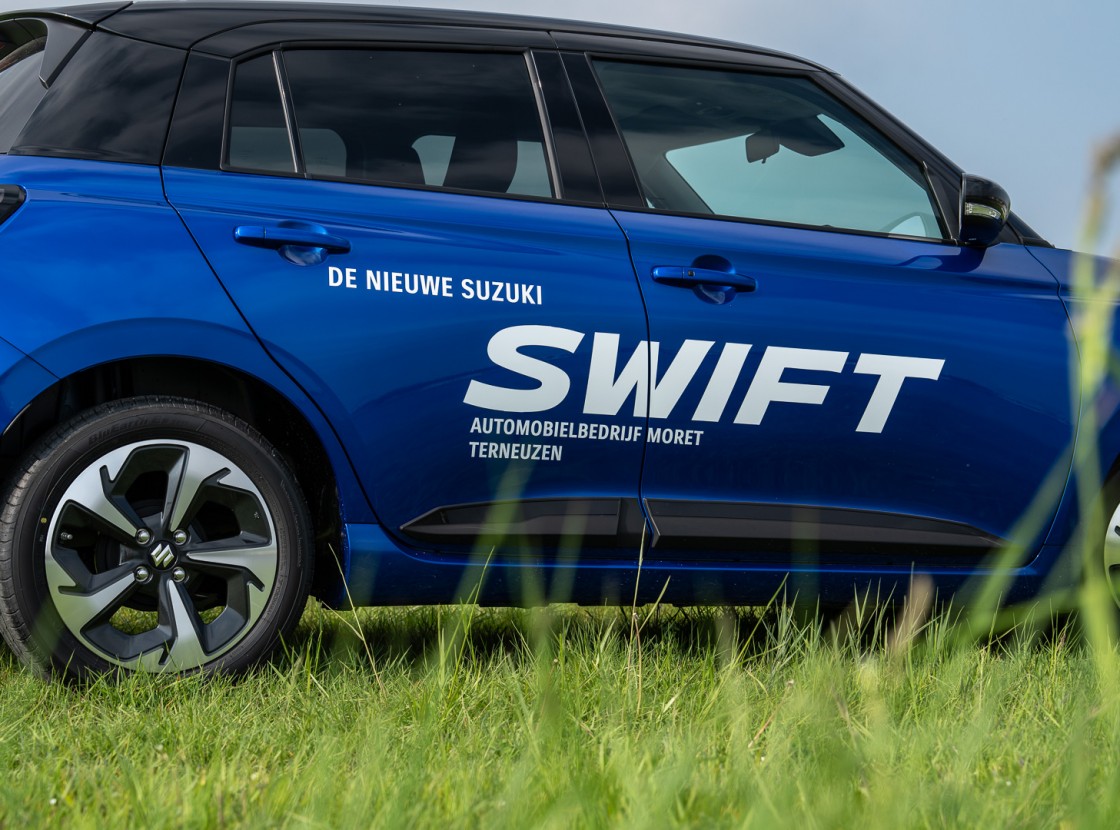 Suzuki Swift-21.jpg