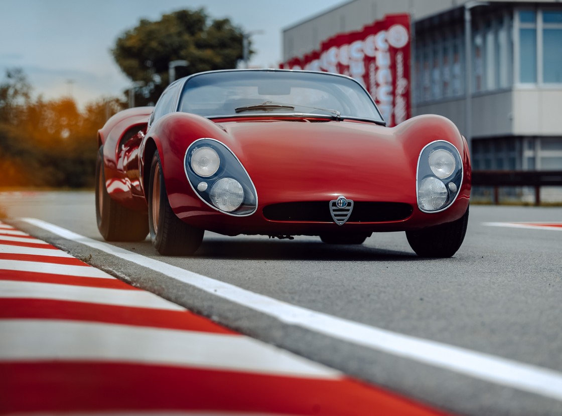 Alfa Romeo 33 Stradale-69.jpg