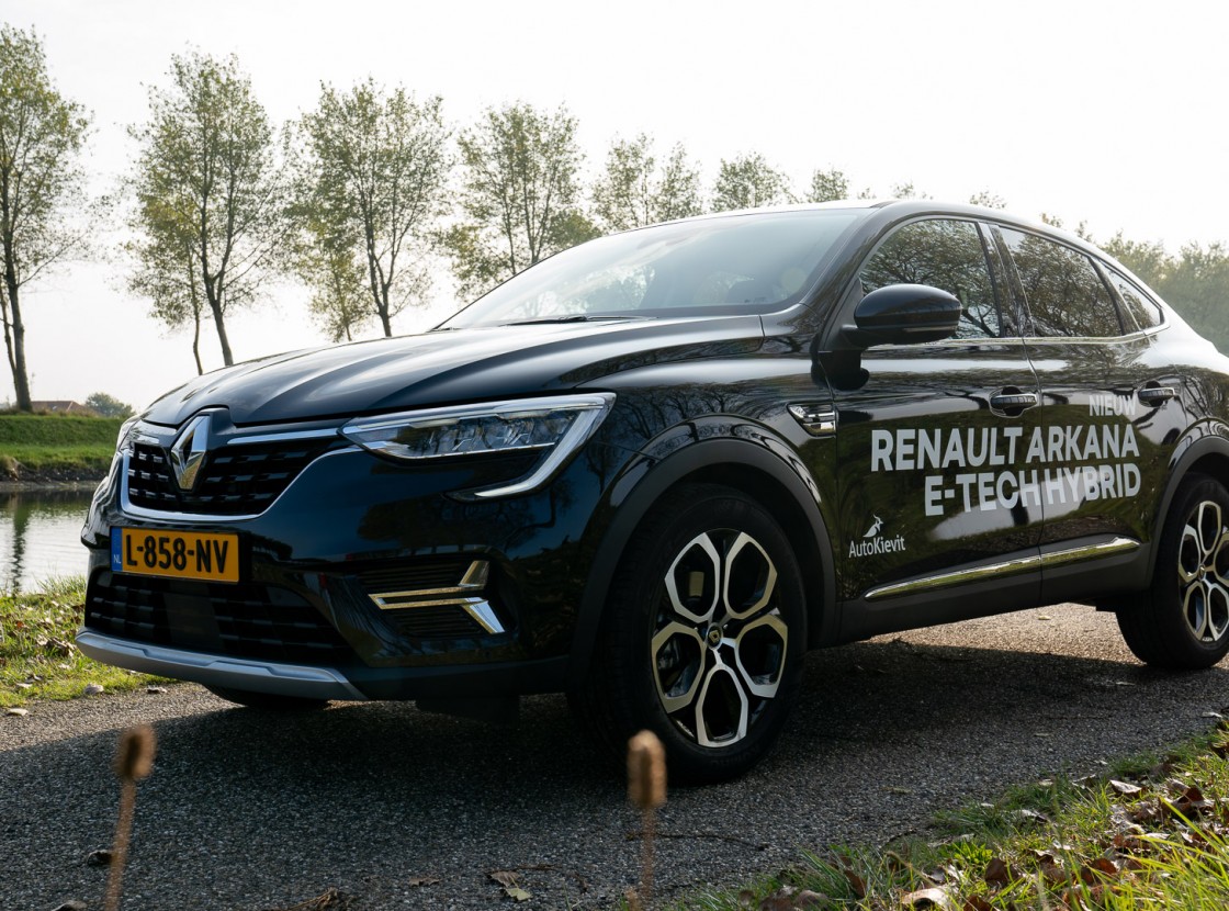 Renault Arkana-1.jpg