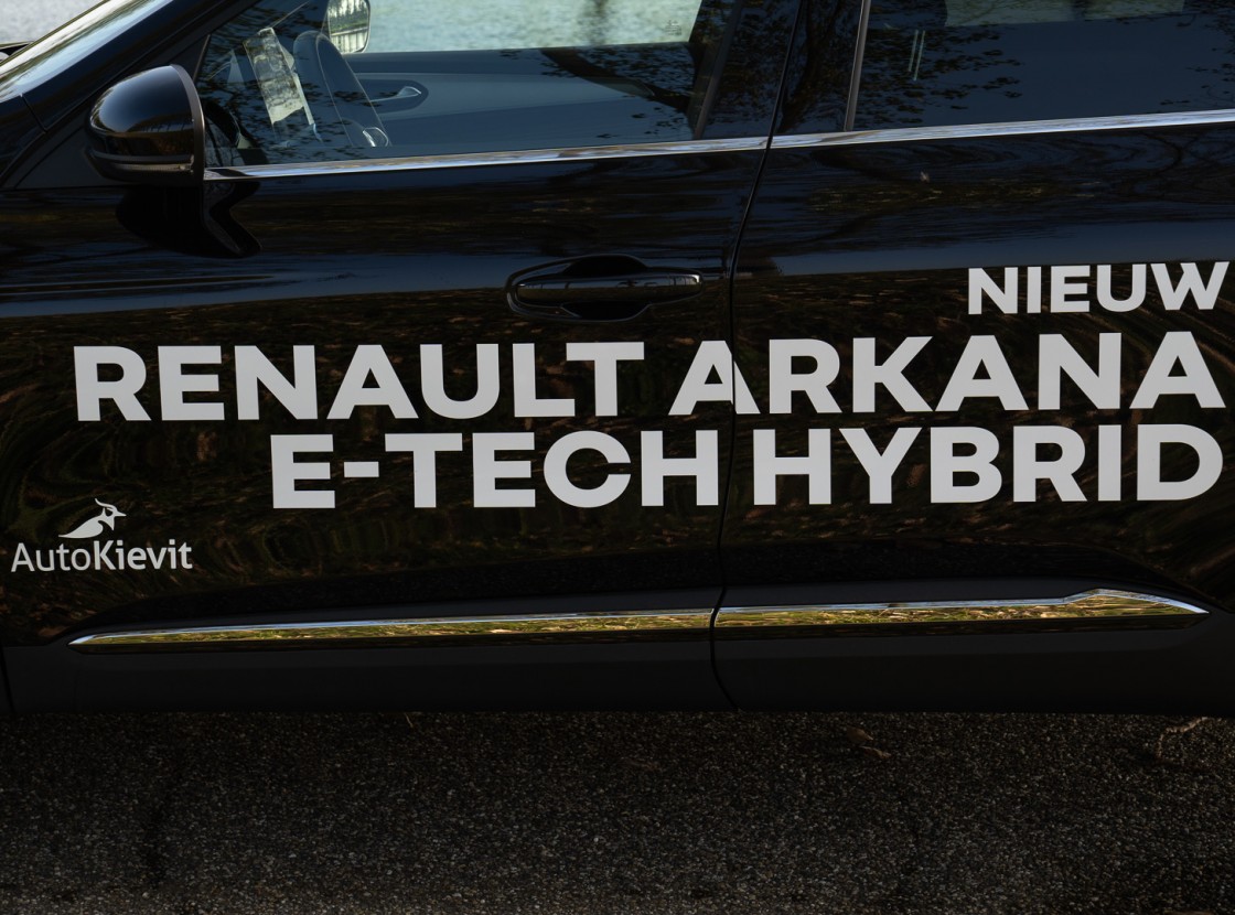 Renault Arkana-6.jpg