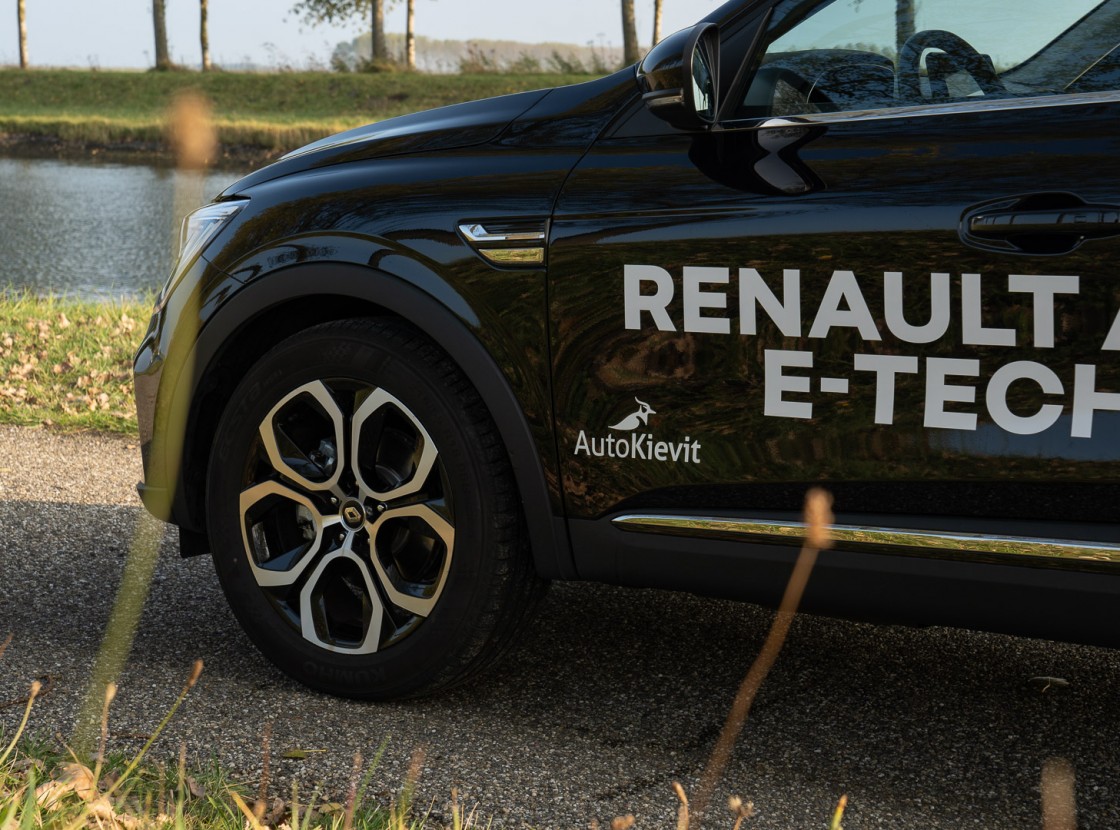 Renault Arkana-8.jpg
