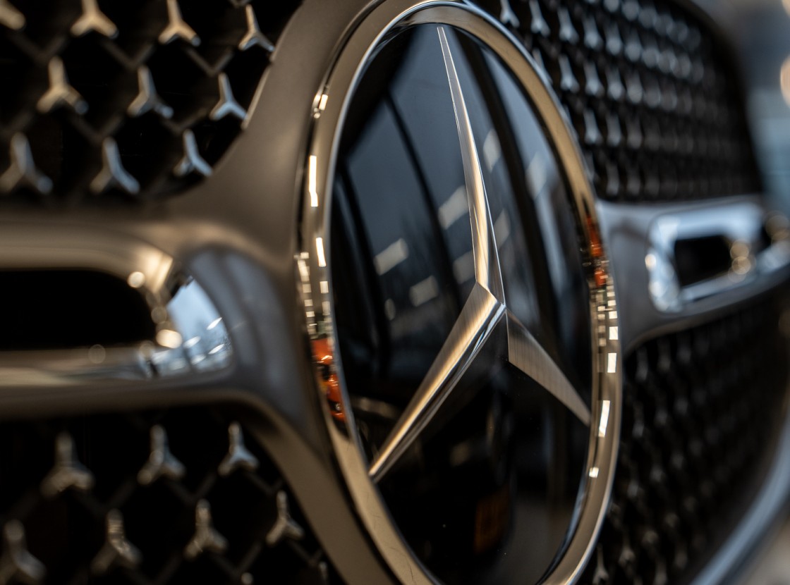 Mercedes-5.jpg