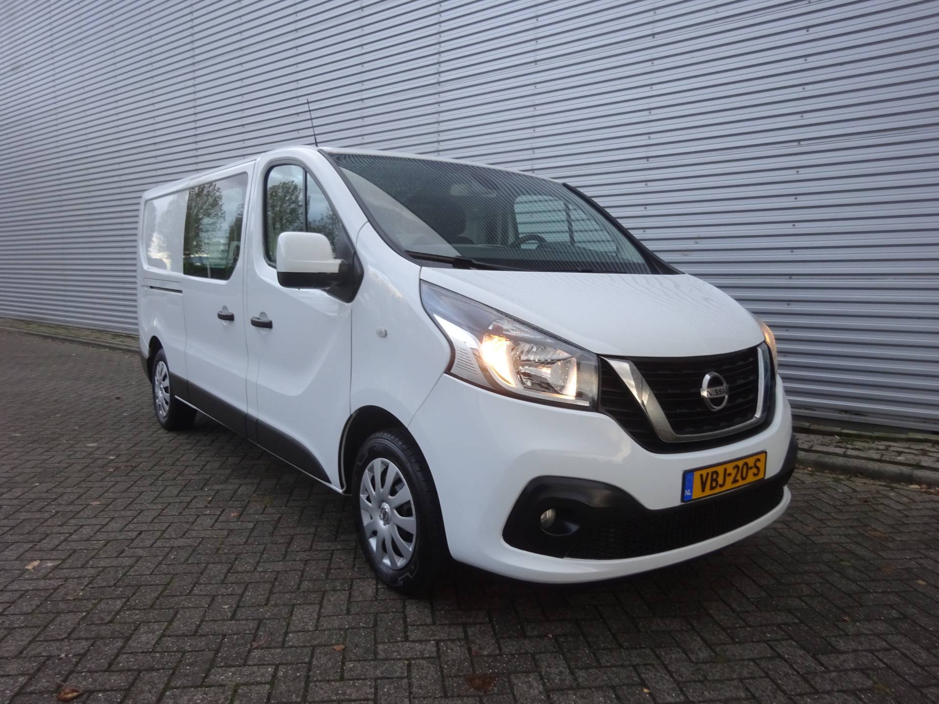 Nissan NV300