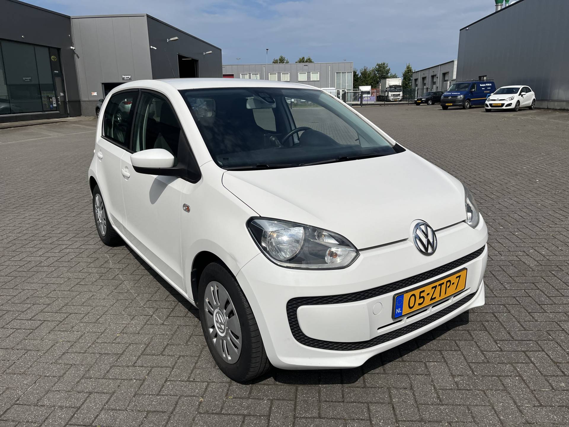 Volkswagen up!