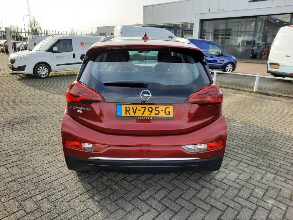 Opel Ampera-e