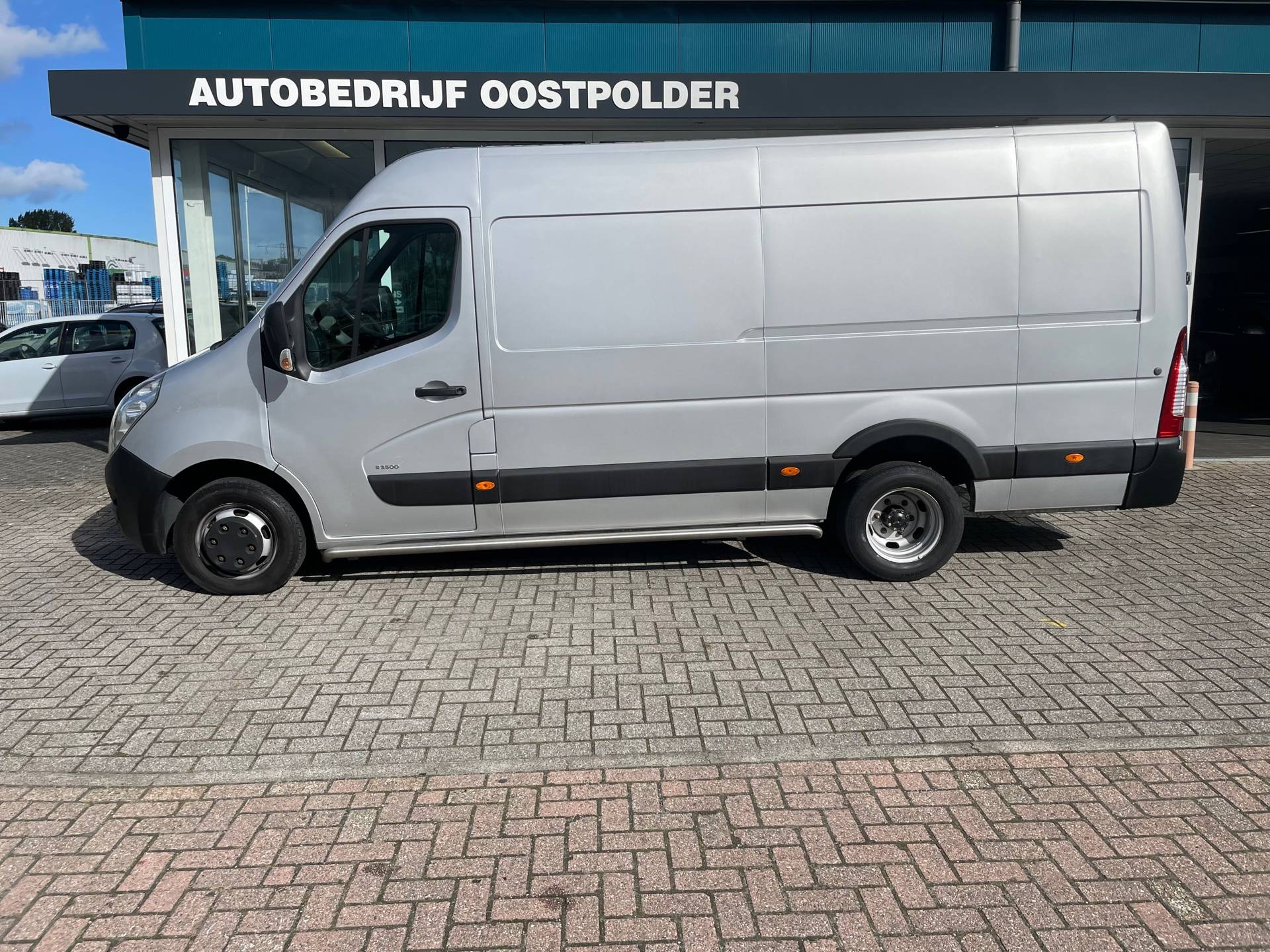 Opel Movano