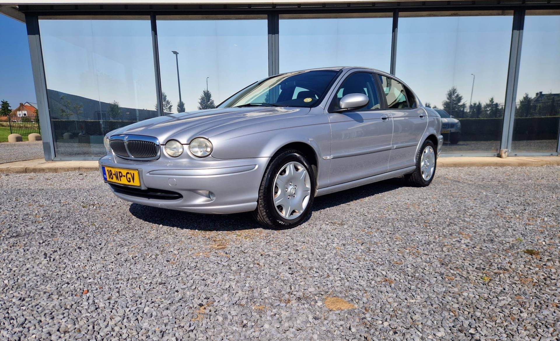 Jaguar X-Type