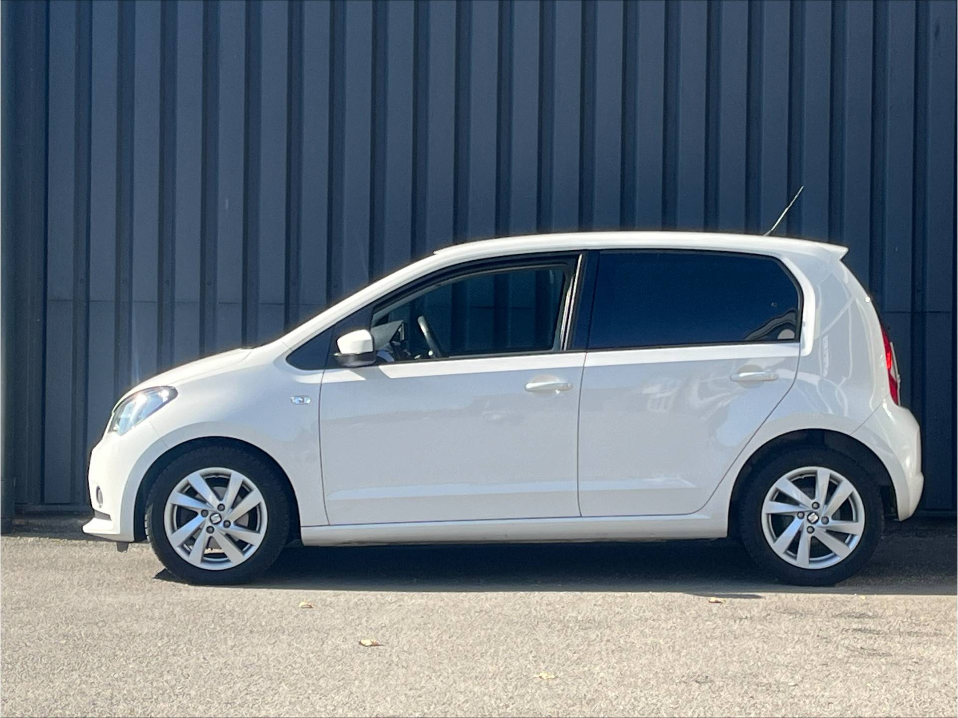 SEAT Mii