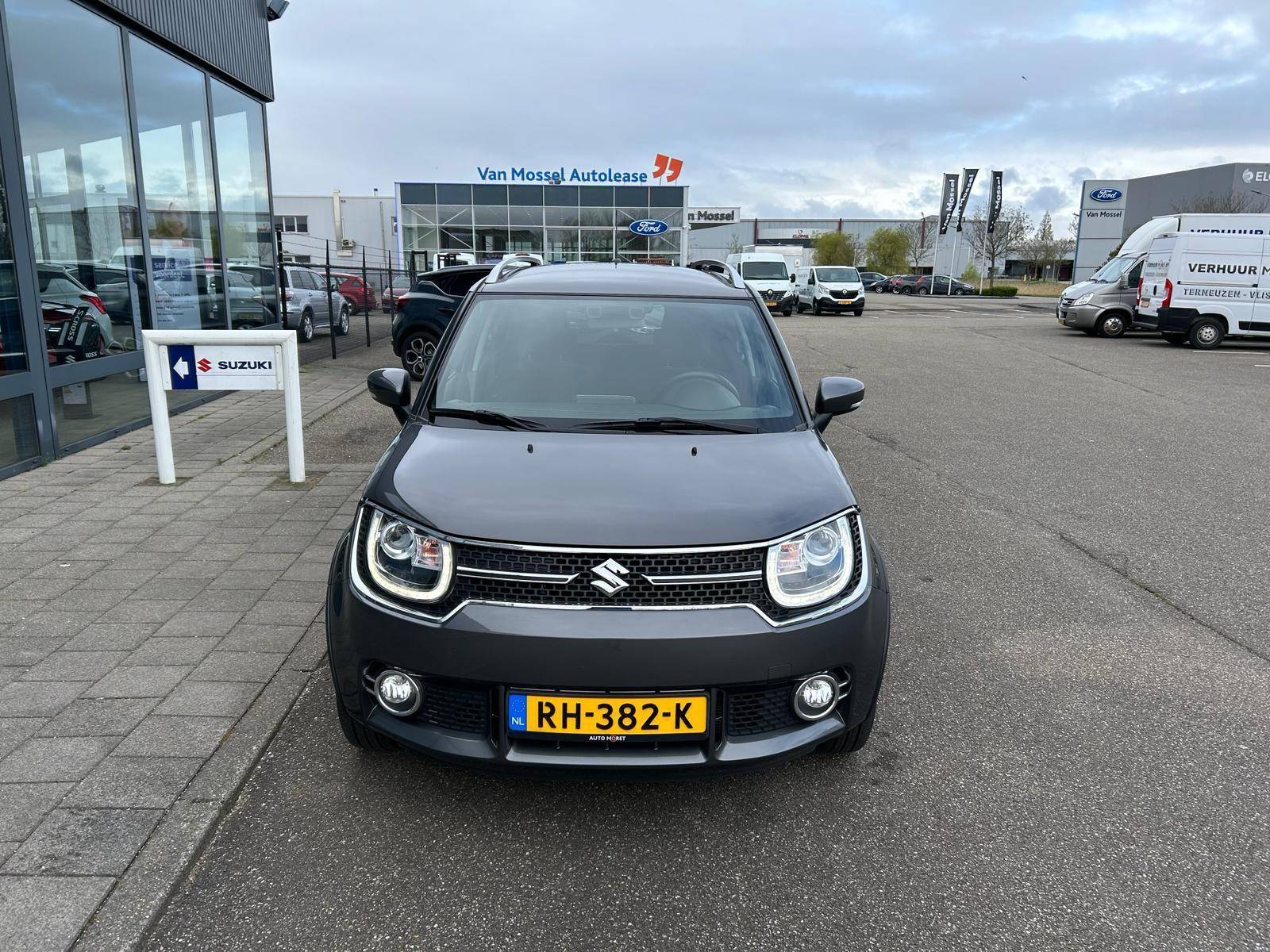 Suzuki Ignis