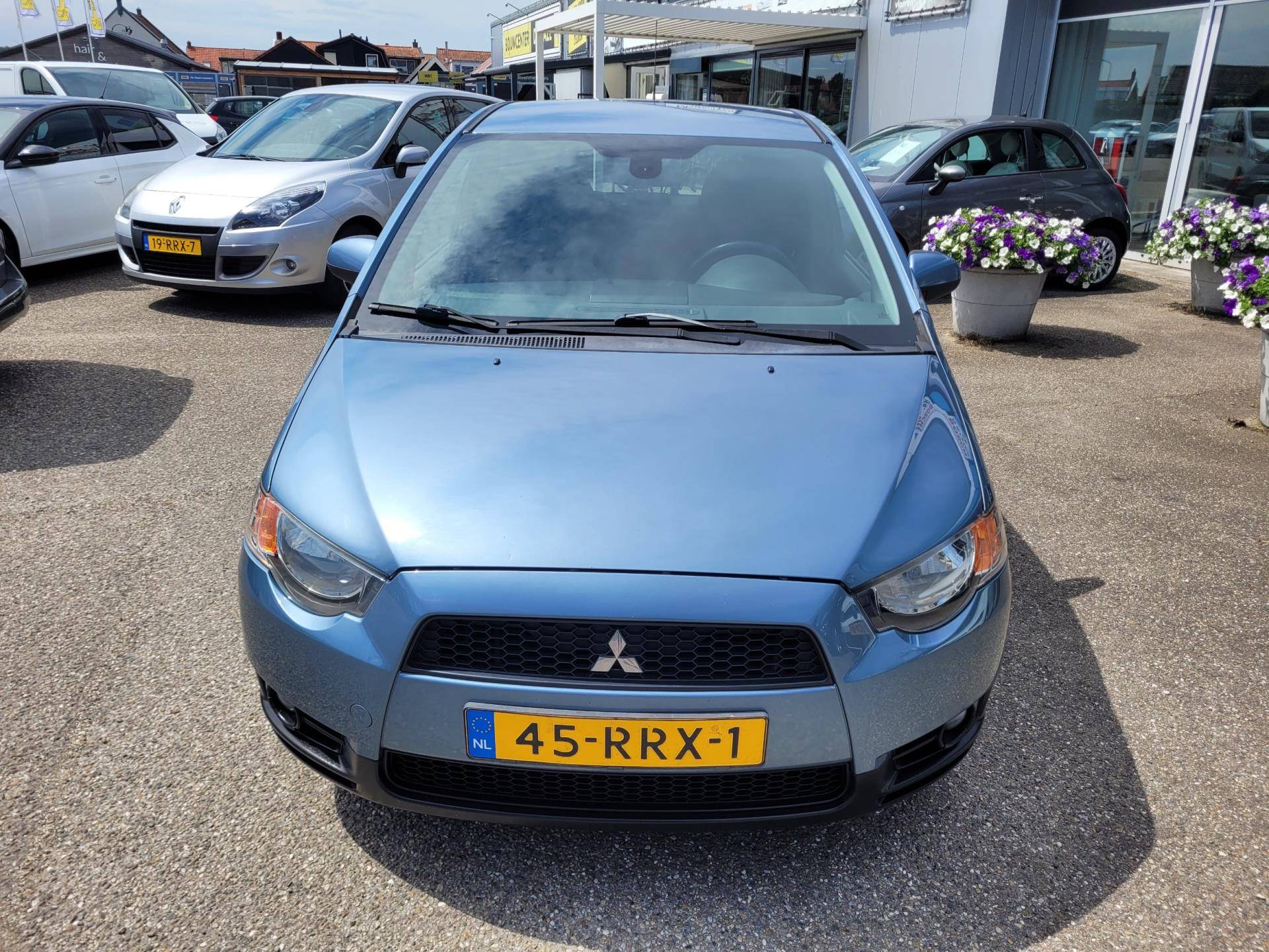 Mitsubishi Colt