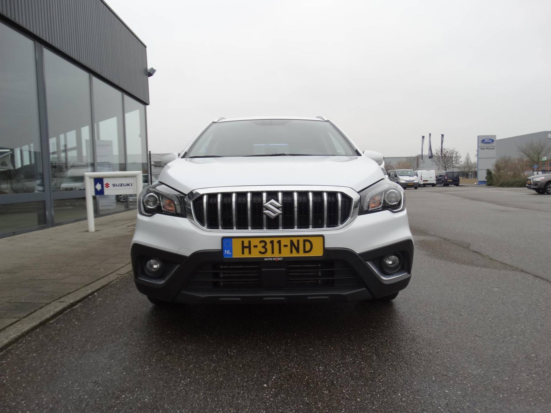 Suzuki S-Cross