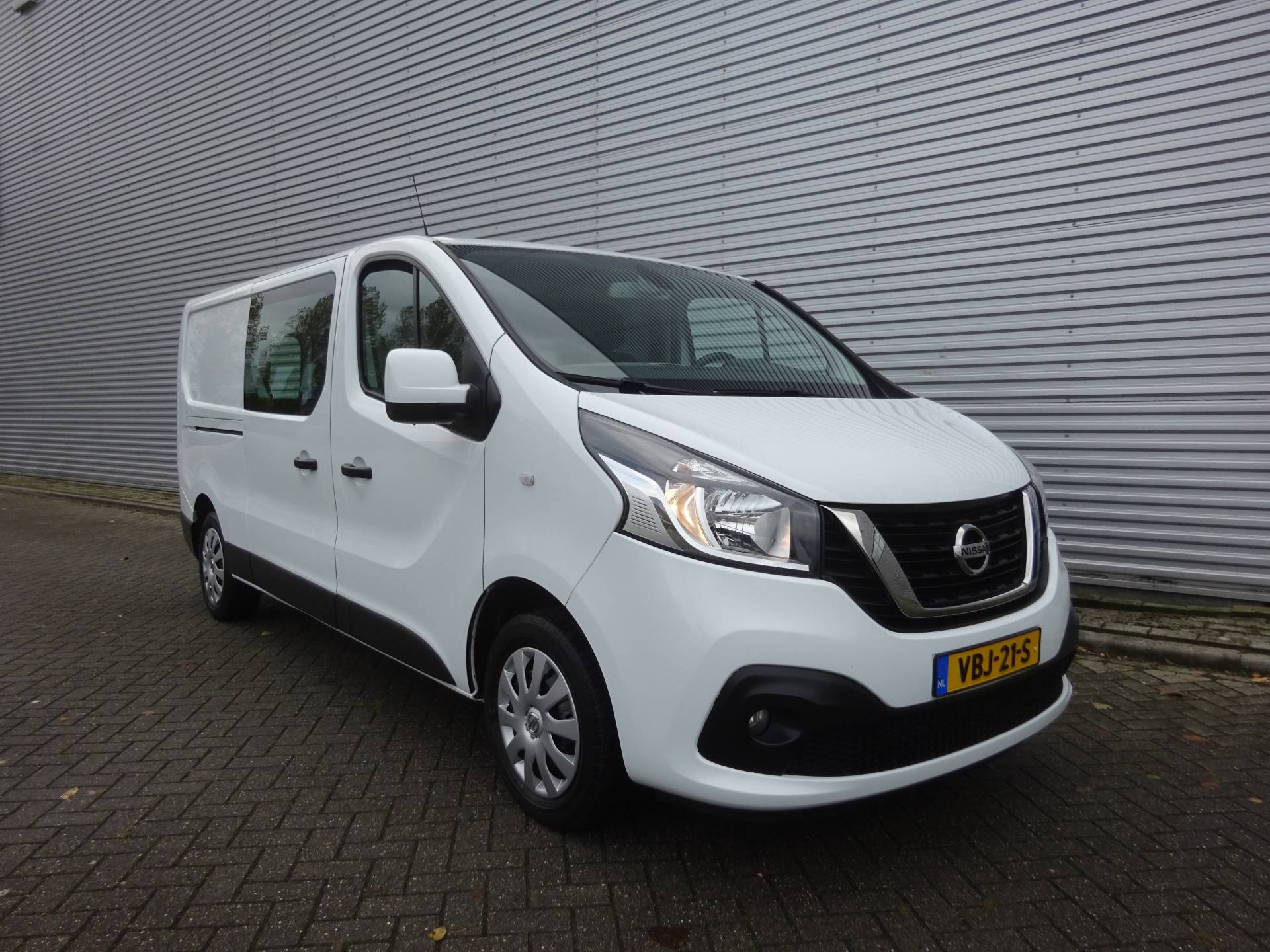 Nissan NV300