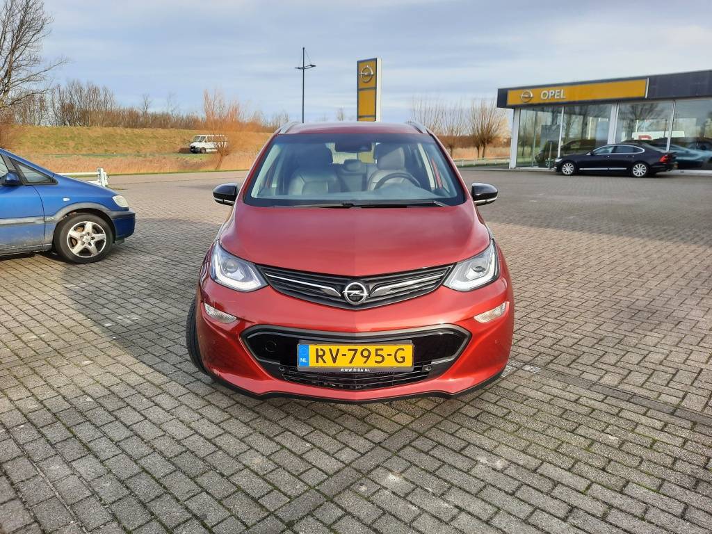 Opel Ampera-e