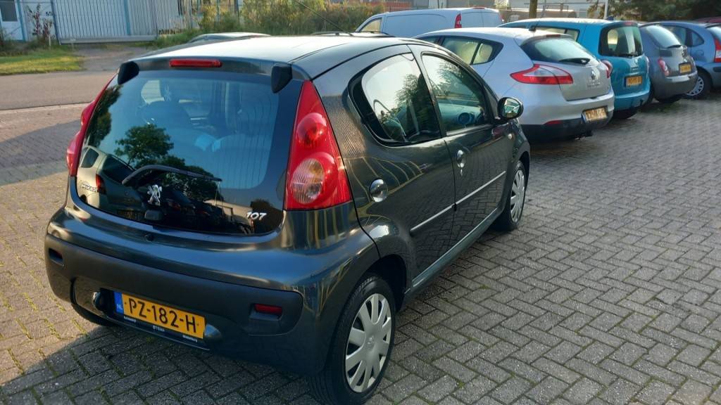 Peugeot 107