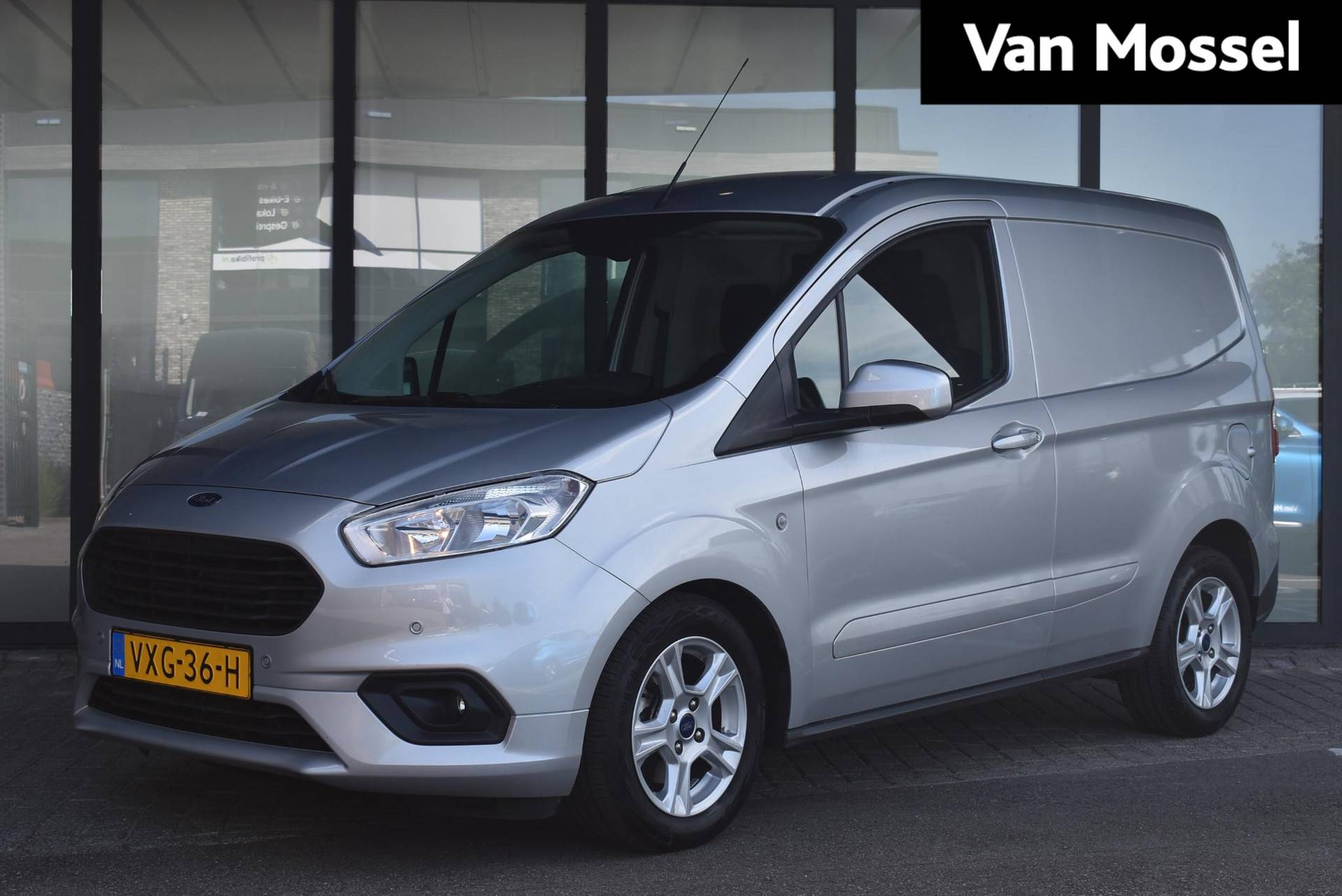 Ford Transit Courier