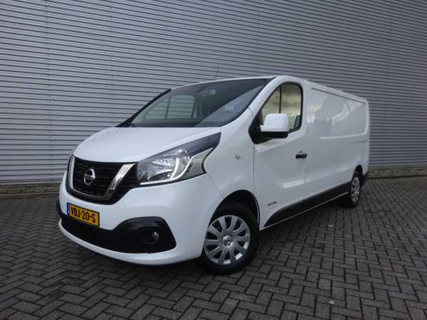 Nissan NV300