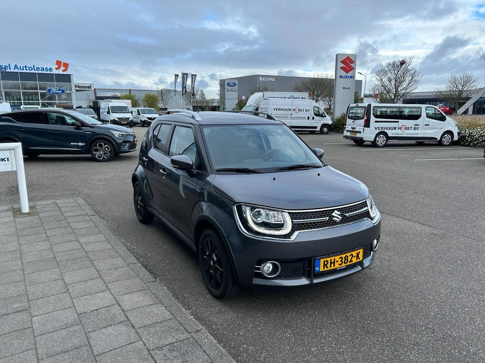 Suzuki Ignis