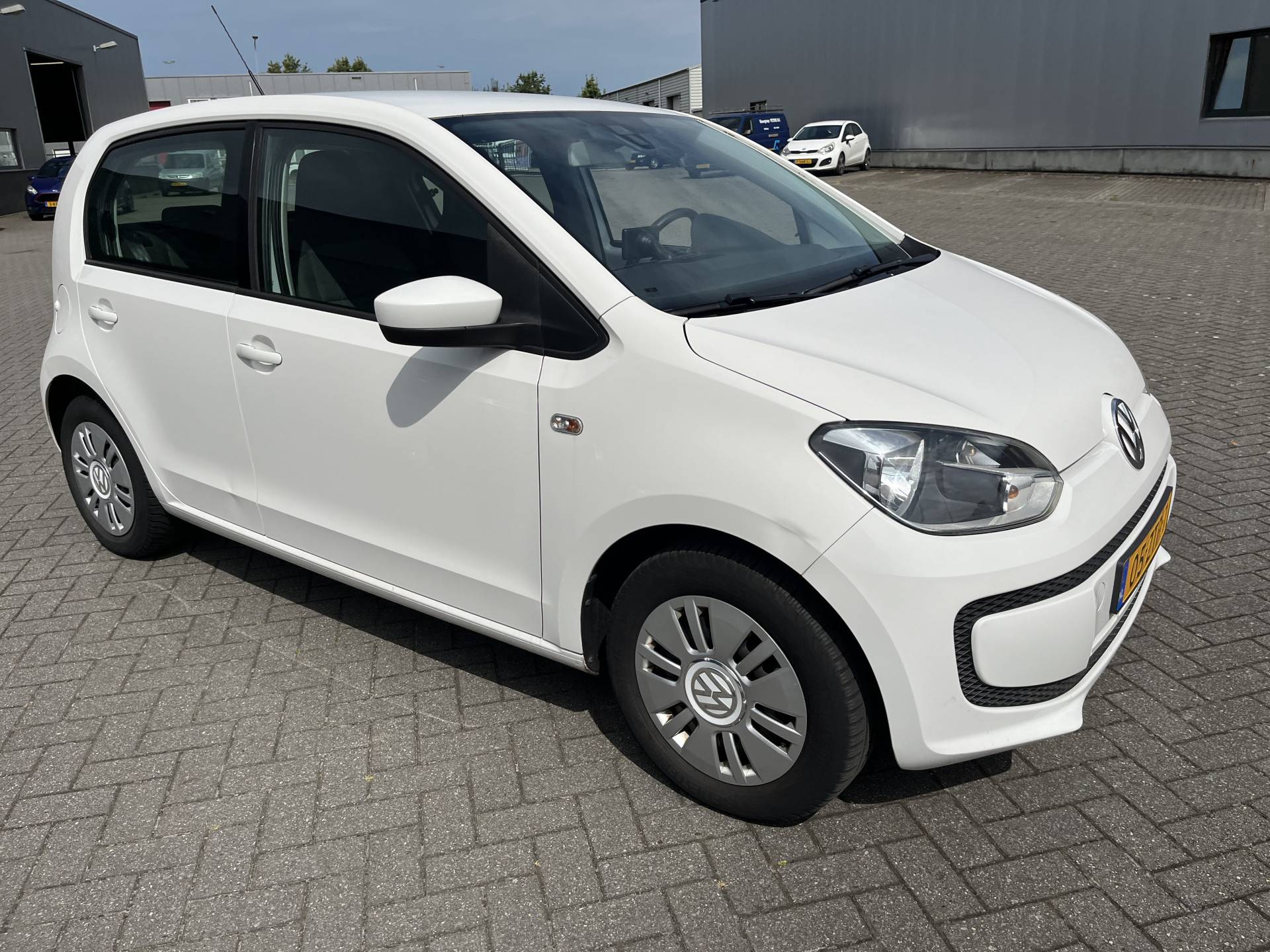 Volkswagen up!