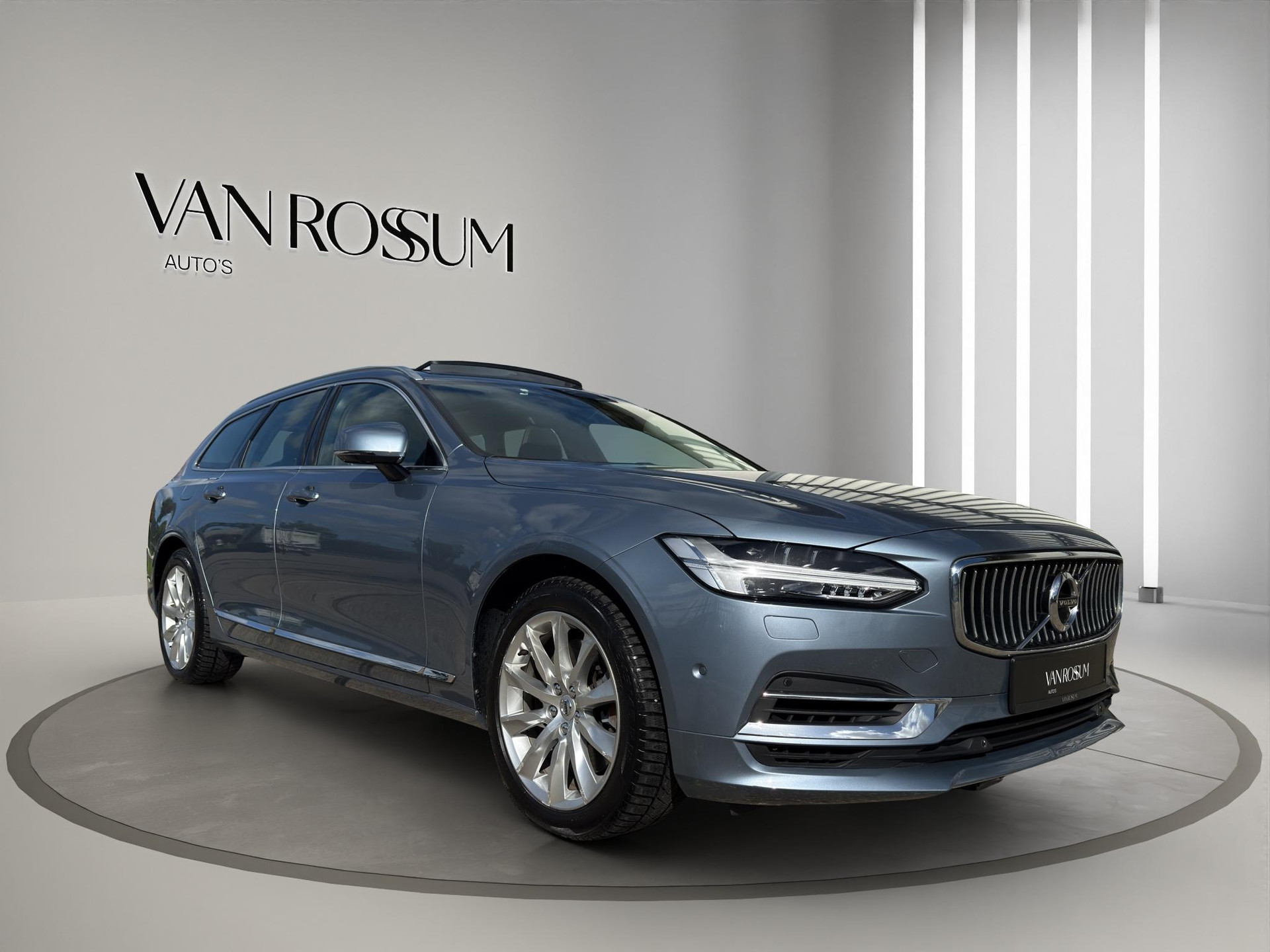 Volvo V90