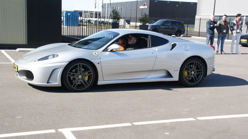 Lamborghini, Ferrari, Maserati, Mercedes  AutoVentura