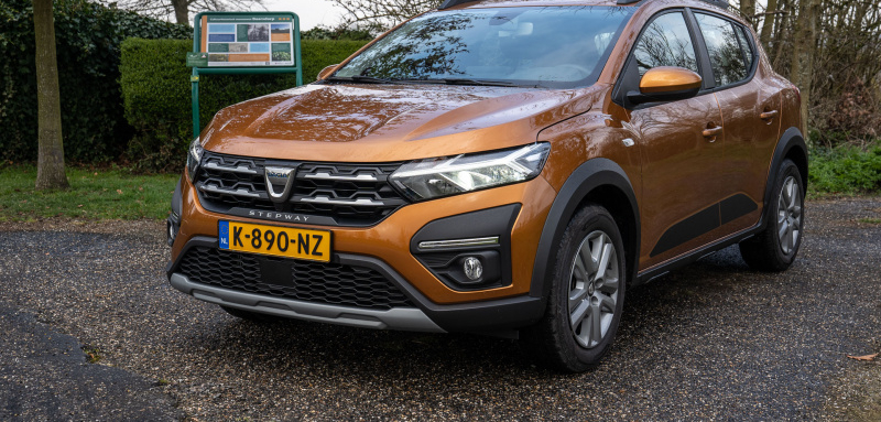 AutoZeelandtest van de Dacia Sandero Stepway BiFuel