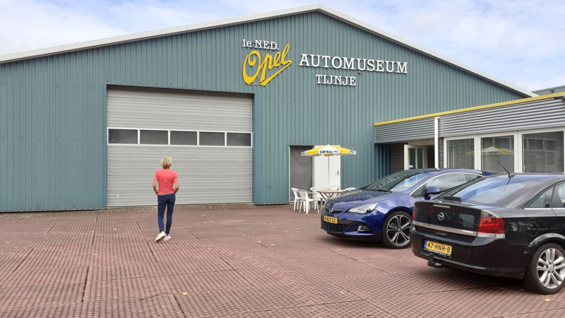 Eerste Nederlandse OPEL Automuseum in Tijnje