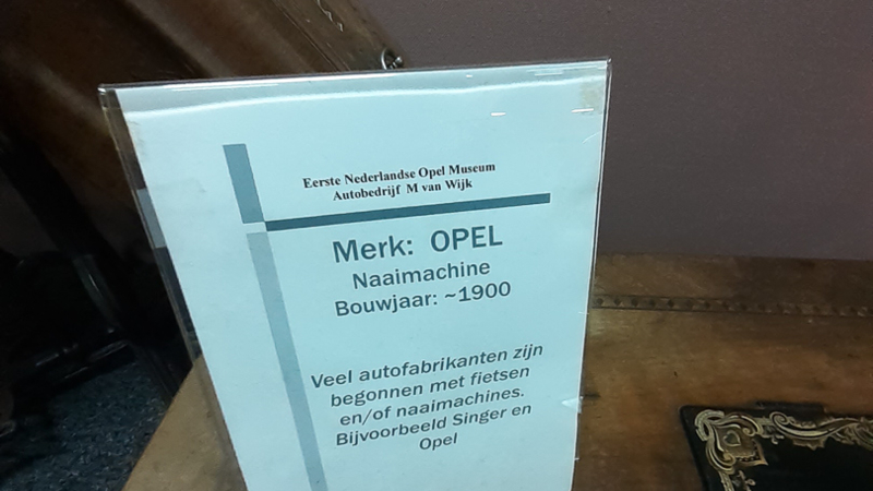 Eerste Nederlandse OPEL Automuseum in Tijnje