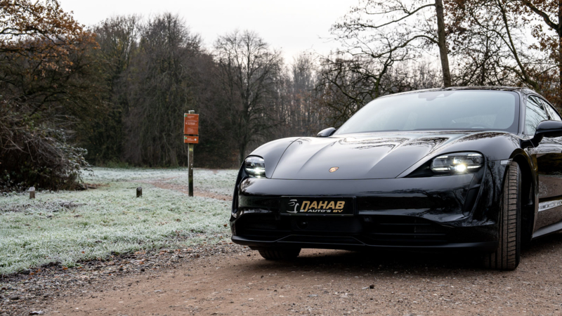 Porsche Taycan Performance 408PK