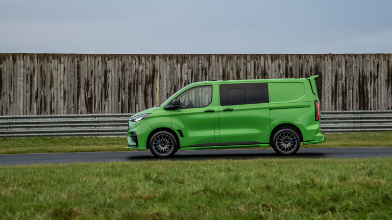 Nieuwe Ford Transit Custom MS-RT