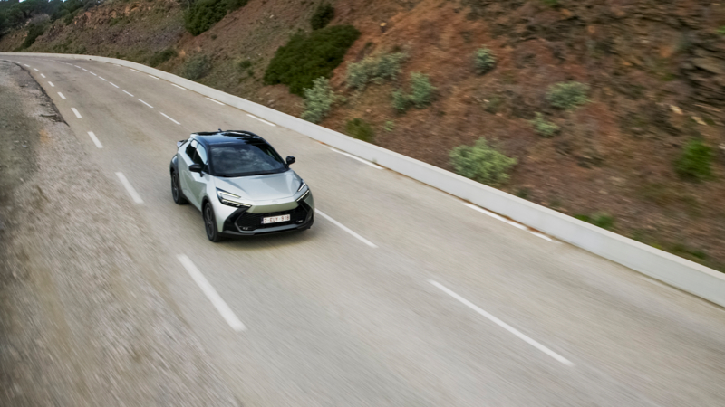 Toyota introduceert de Toyota C-HR Plug-in Hybrid 220