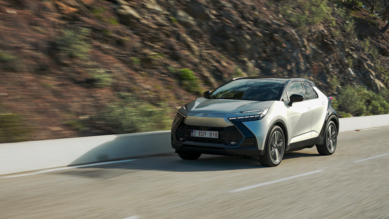 Toyota introduceert de Toyota C-HR Plug-in Hybrid 220