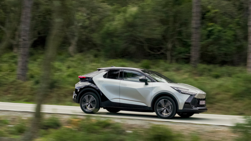 Toyota introduceert de Toyota C-HR Plug-in Hybrid 220