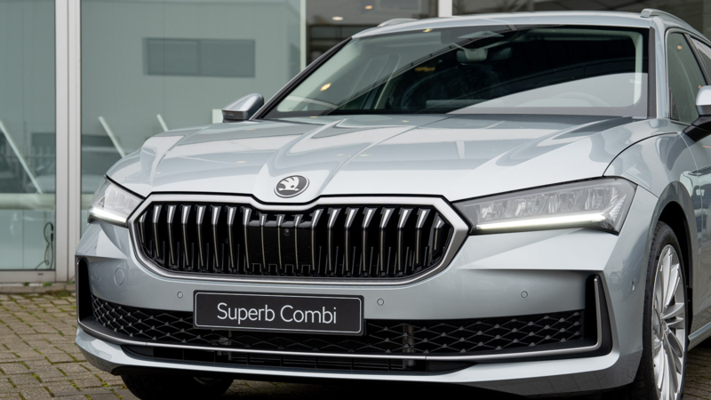 Sneak Preview van de nieuwe Skoda Superb Combi bij Auto Poppe in Goes