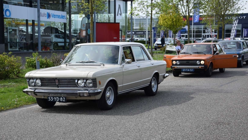 Tourrit Fiat- (130) Club startte bij Auto Vermeulen