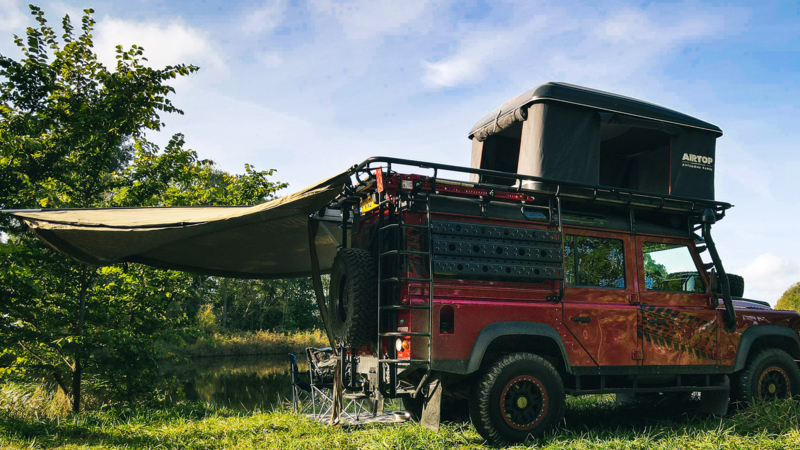 Deze bijzondere Land Rover Defender 110 Camper staat bij Auto Ventura!