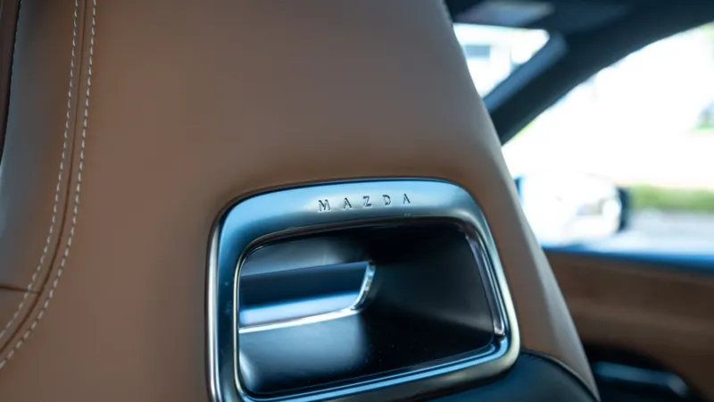 AutoZeelandtest van de Mazda 6e Takumi Plus Long Range