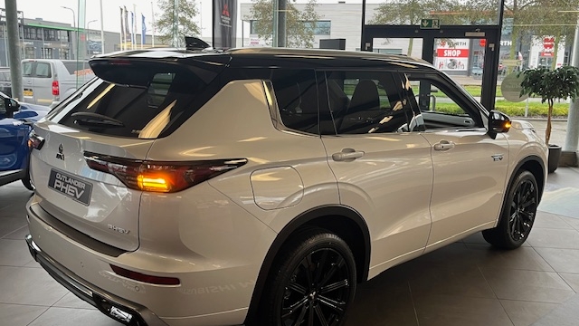 Sneak preview van de nieuwe Mitsubishi Outlander PHEV