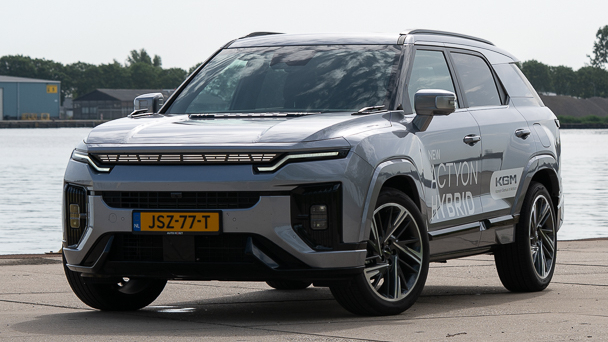 AutoZeeland rijdt de KGM Actyon Hybrid