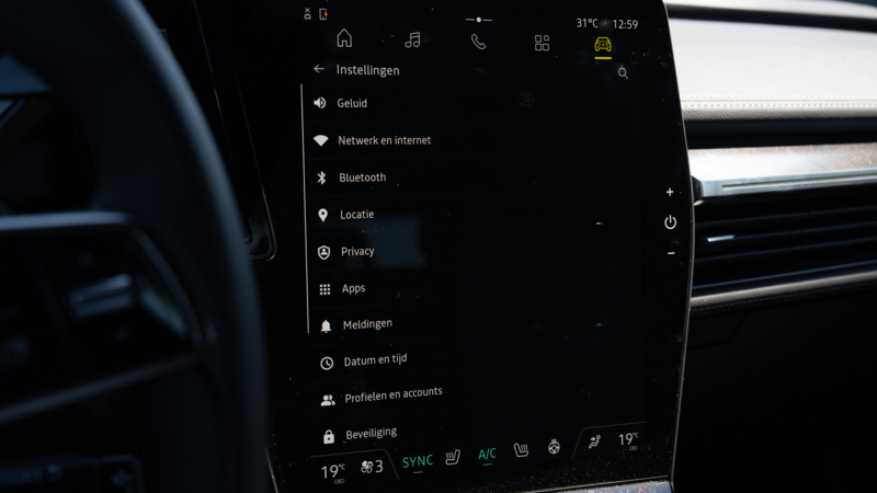 AutoZeeland rijdt de Mitsubishi Eclipse Cross 87 kWh