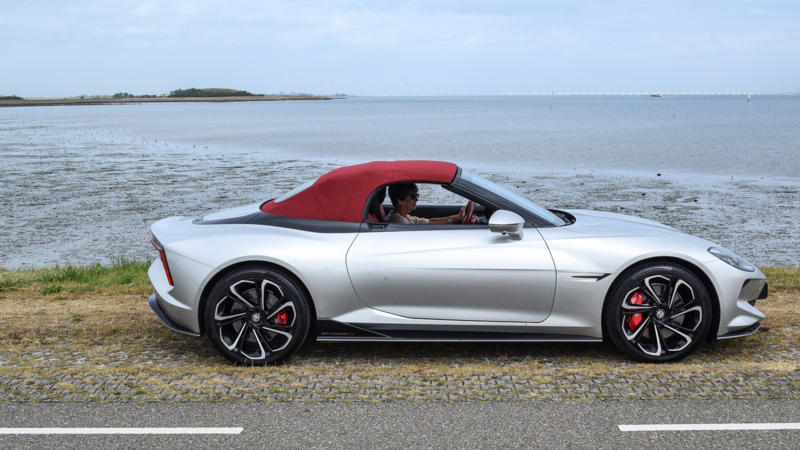 AutoZeelandtest van de MG Cyberster GT