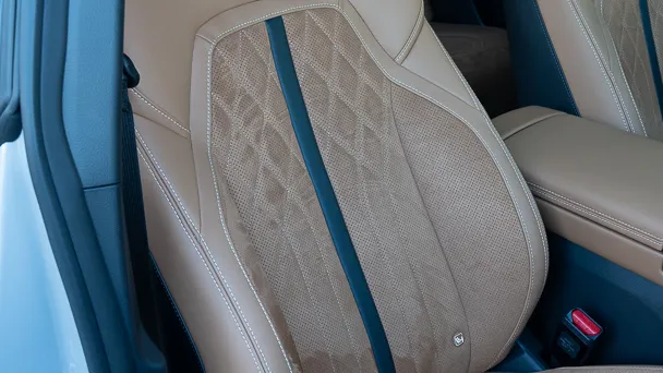 AutoZeelandtest van de Mazda 6e Takumi Plus Long Range