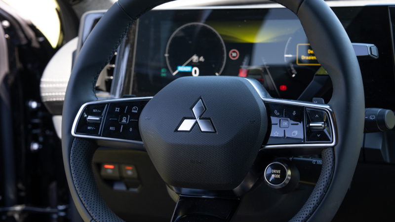 AutoZeeland rijdt de Mitsubishi Eclipse Cross 87 kWh