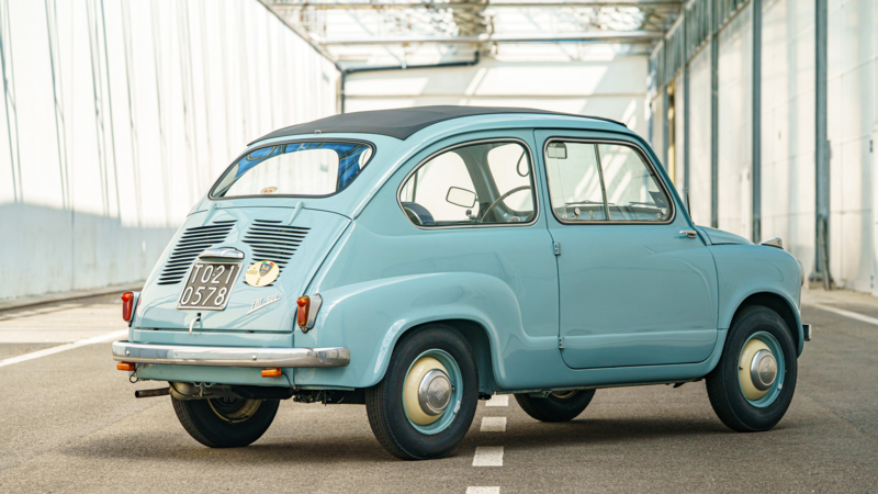 Fiat 600 viert 70 jarig jubileum met deelname aan 1000 Miglia