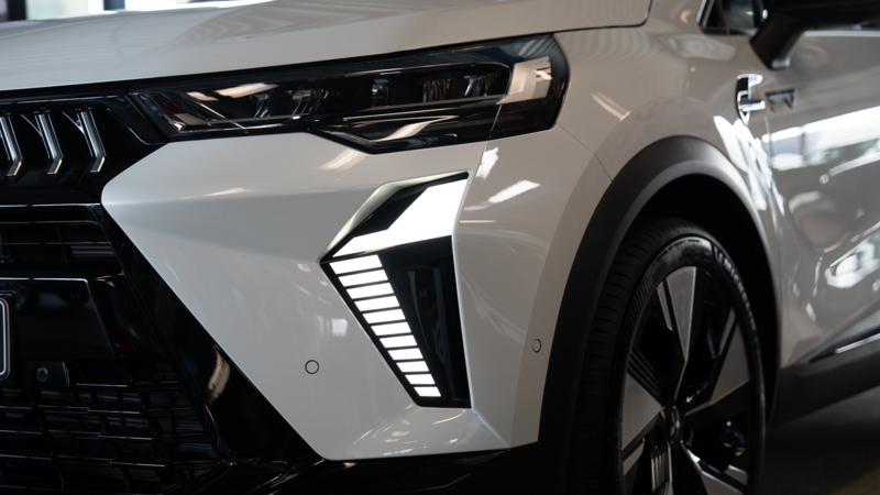 Nieuwe Mitsubishi Eclipse Cross en Grandis geïntroduceerd bij Auto Moret in Terneuzen