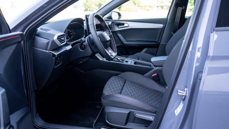 AutoZeelandtest van de SEAT Leon Sportstourer FR Business e-hybrid PHEV