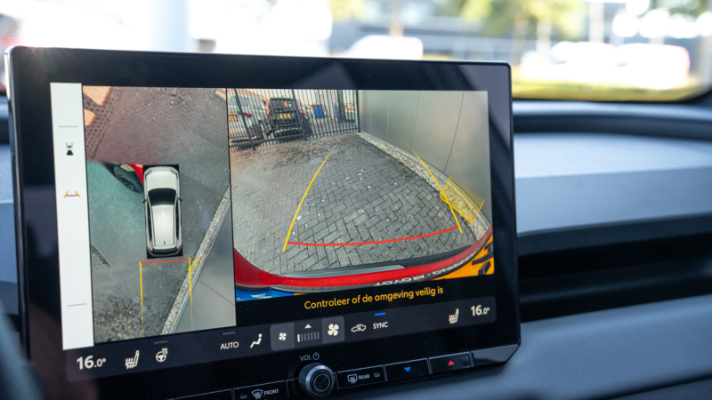 AutoZeelandtest van de Toyota RAV4 GR Plug-In-Hybrid 300 Sport