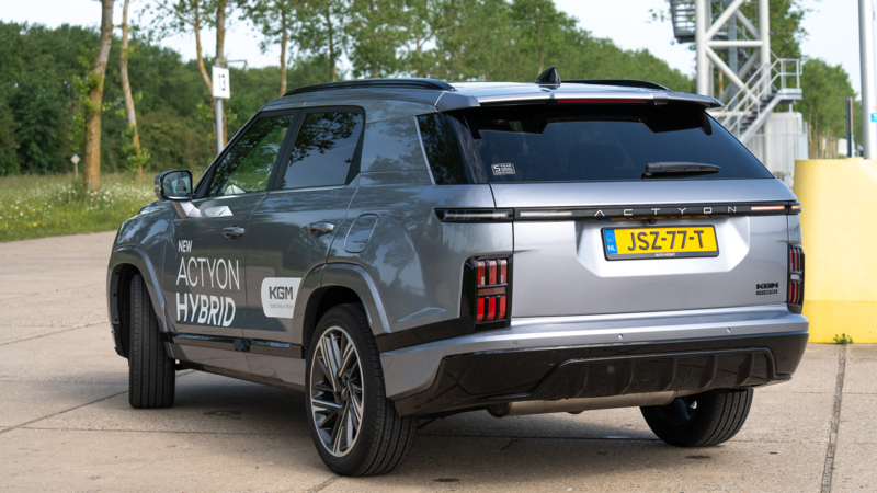 AutoZeeland rijdt de KGM Actyon Hybrid