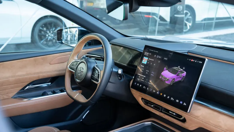 AutoZeelandtest van de Mazda 6e Takumi Plus Long Range