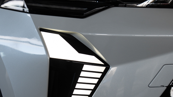 Nieuwe Mitsubishi Eclipse Cross en Grandis geïntroduceerd bij Auto Moret in Terneuzen